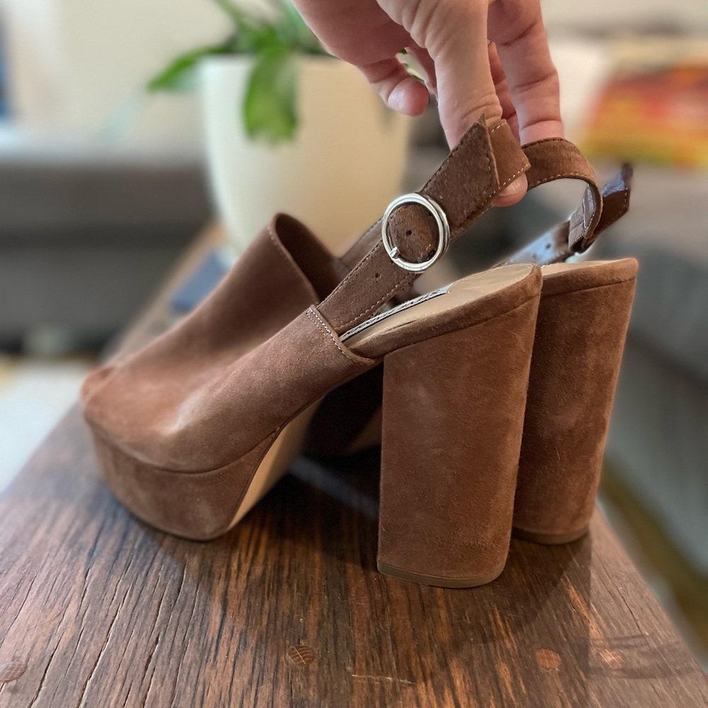 Steve Madden platform peep toe heels